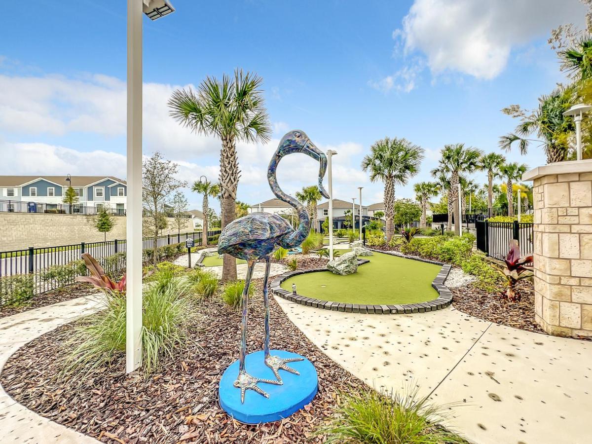Windsor Island Vacation Pool Holiday home