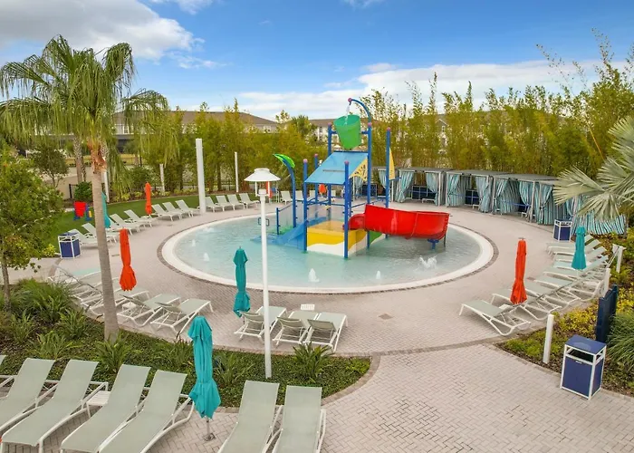 Windsor Island Vacation Pool Villa