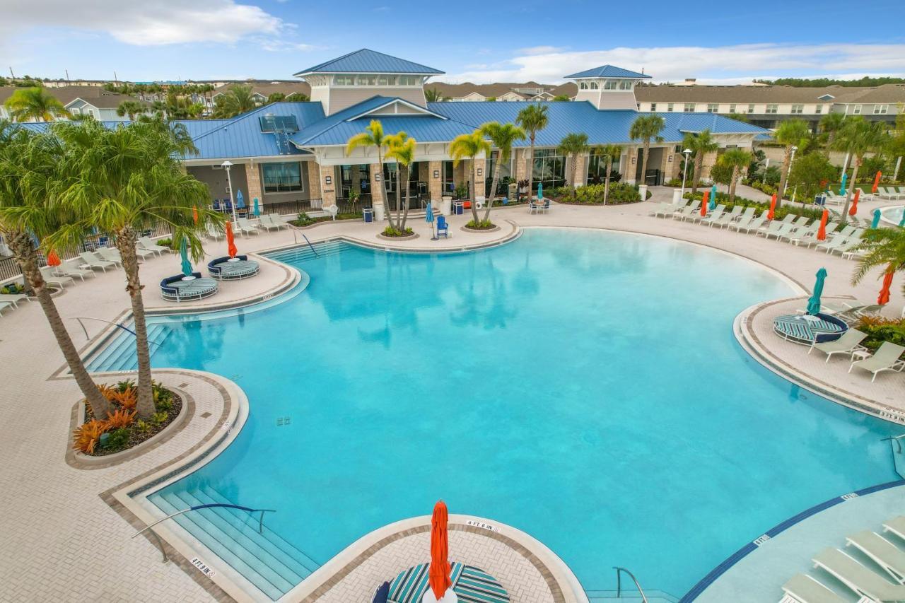 Windsor Island Vacation Pool * Davenport